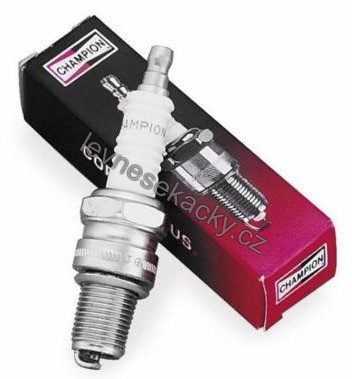 Bougie d'allumage pour HONDA GCV 135, 160, 170, 190, 200, STIGA ST140, 170 et ZONGSHEN XP140 et 200 (Champion)