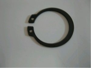 Bague d'assurance (Seger) pour l'arbre de transmission des tondeuses VeGA